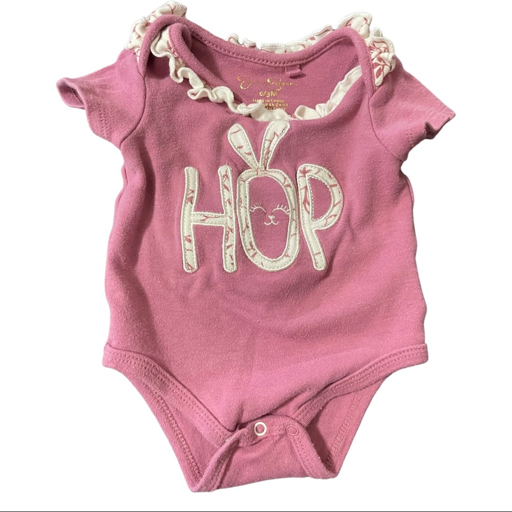0-3 Month Onesie Jessica Simpson Hop